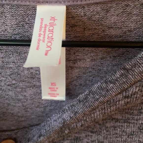 XS 🔖 Xhilaration Purple Ruffle Long Sleeve Shirt Sleepwear - Picture 4 of 6